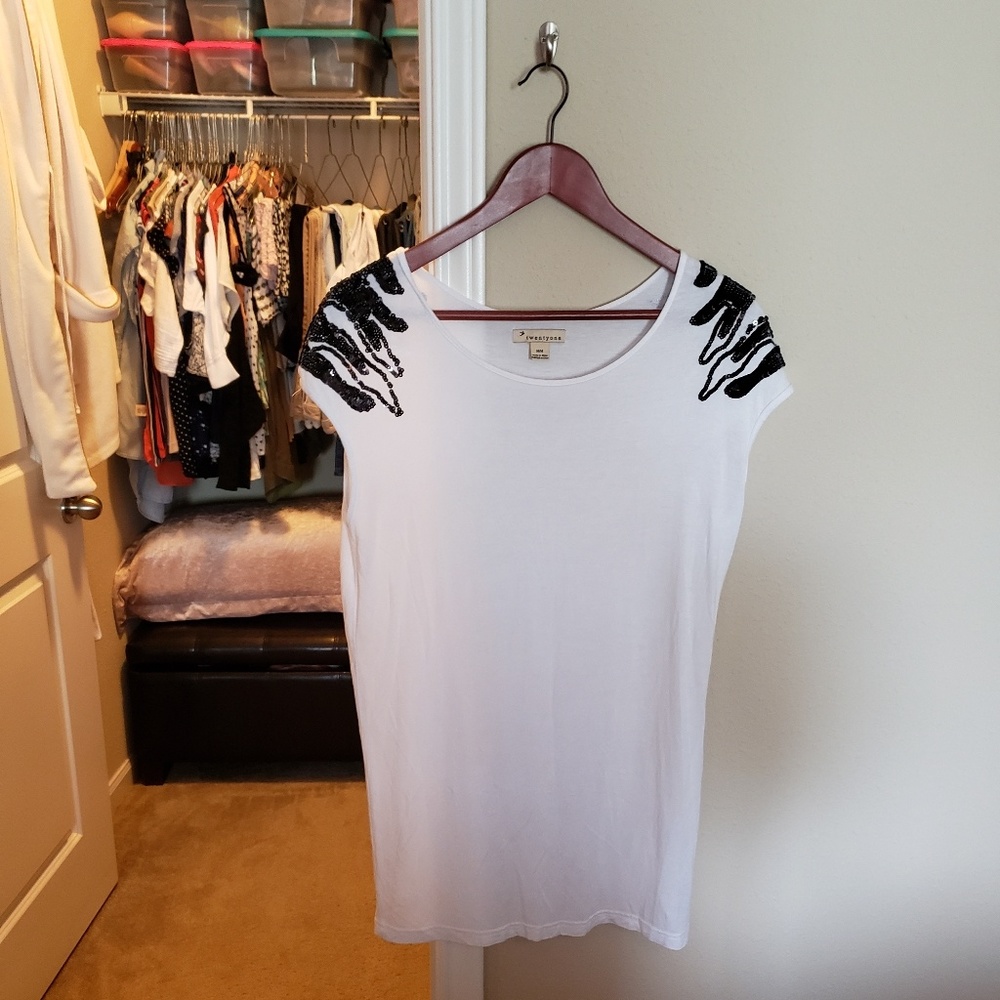 White long length top